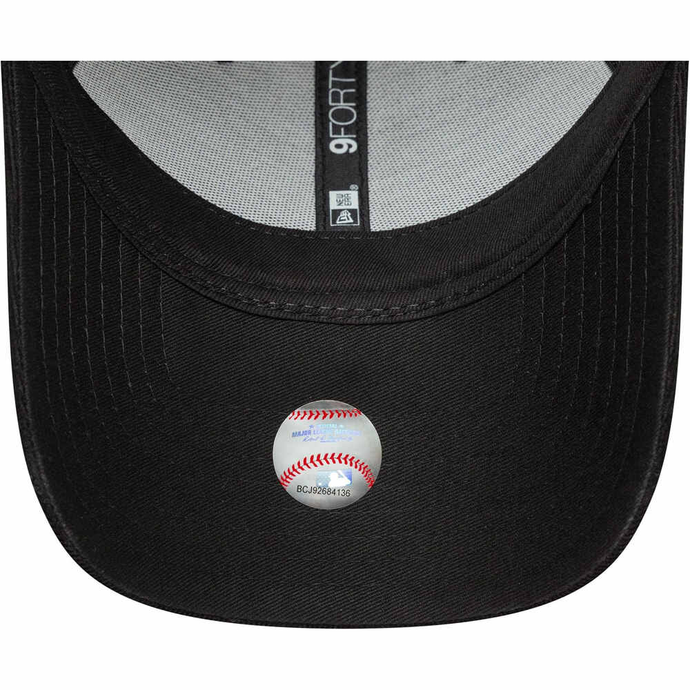 New Era visera lona NEW YORK YANKEES BLKWHI 04