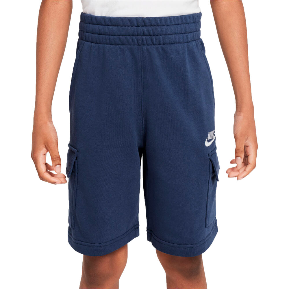 Nike bermuda niño K NSW CLUB FT CRGO SHORT LBR vista frontal