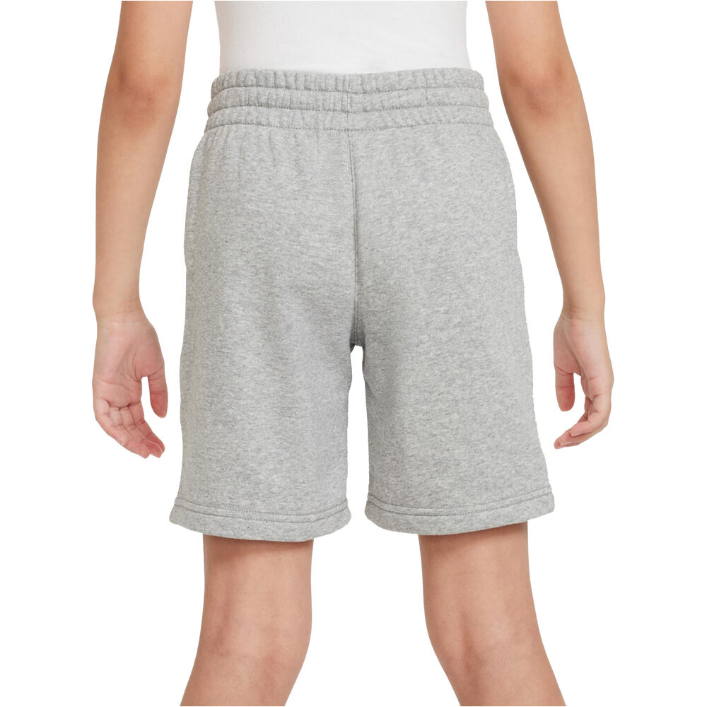 Nike bermuda niño K NSW CLUB FT SHORT LBR vista trasera