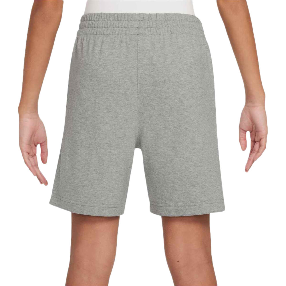Nike bermuda niño K NSW CLUB KNIT SHORT 6IN LBR vista trasera
