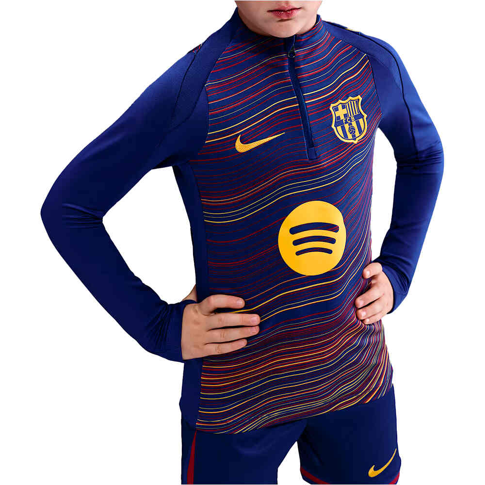Nike camiseta de fútbol oficiales niño FCB YNK DF STRK DRILLTOP KHMPM vista frontal