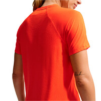 Nike camiseta entrenamiento manga corta mujer W ACG TRAIL DF SS TOP 03