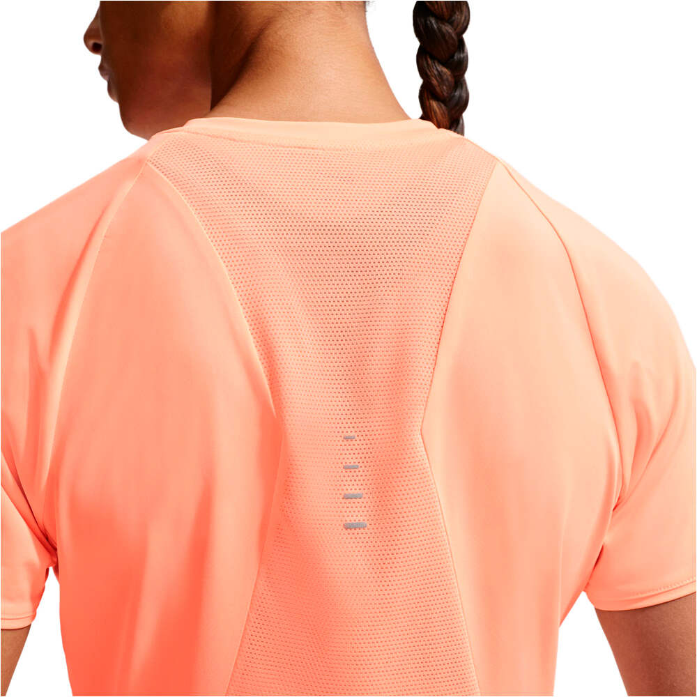 Nike camiseta entrenamiento manga corta mujer W NK SWIFT DF SS TOP 03