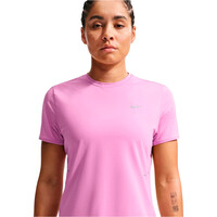 Nike camiseta entrenamiento manga corta mujer W NK SWIFT DF SS TOP vista detalle