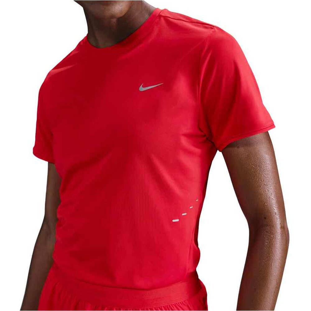 Nike camiseta entrenamiento manga corta mujer W NK SWIFT DF SS TOP vista frontal