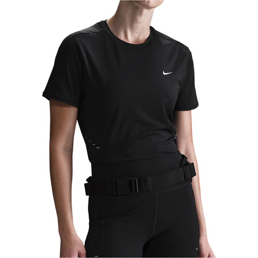 Nike camiseta entrenamiento manga corta mujer W NK SWIFT DF SS TOP vista frontal