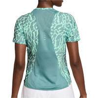 Nike camiseta entrenamiento manga corta mujer W NK SWIFT NVLT DF SS TOP vista trasera