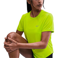 Nike camiseta entrenamiento manga corta mujer W NK TEMPO DF SS TOP 03
