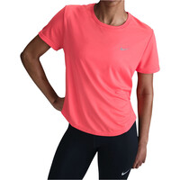 Nike camiseta entrenamiento manga corta mujer W NK TEMPO DF SS TOP vista frontal