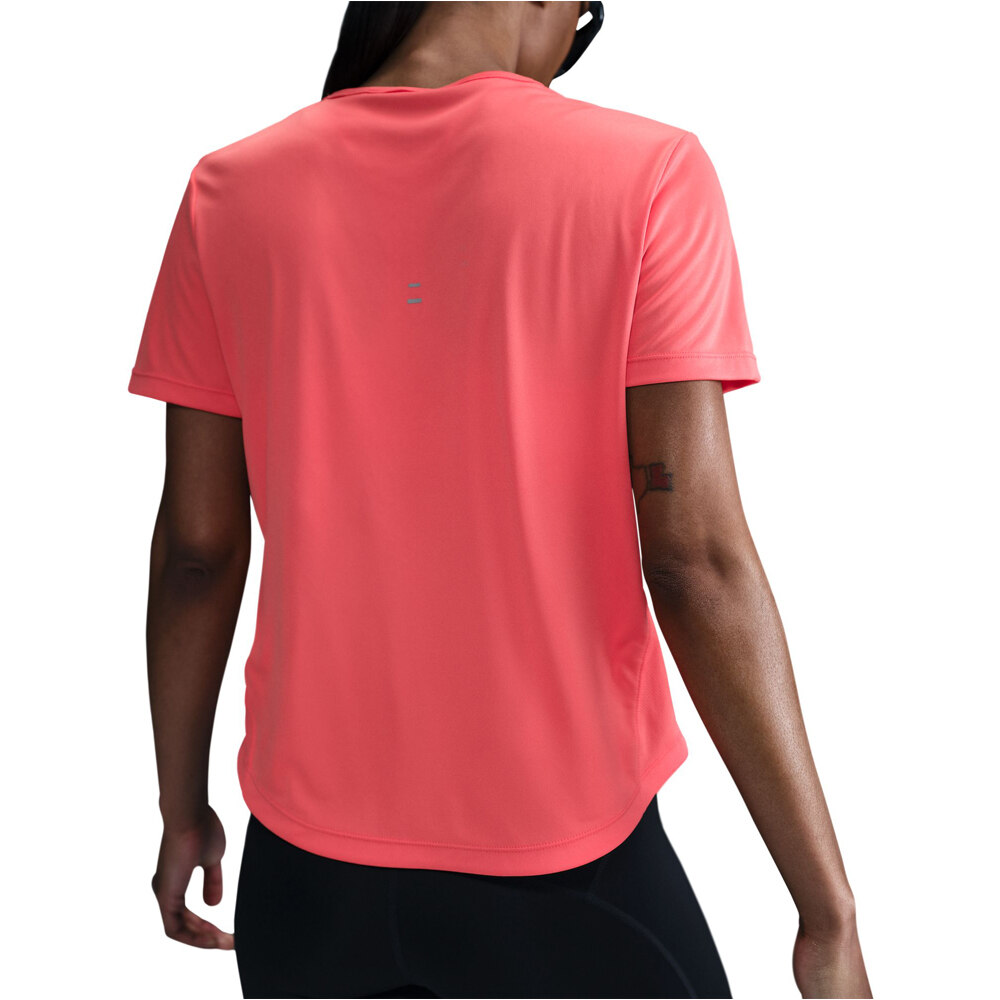 Nike camiseta entrenamiento manga corta mujer W NK TEMPO DF SS TOP vista trasera