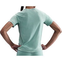 Nike camiseta entrenamiento manga corta mujer W NK TRAIL DF SS TOP vista trasera