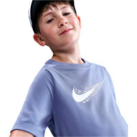 Nike camiseta entrenamiento manga corta niño B NK DF MULTI SS TOP HBR 04
