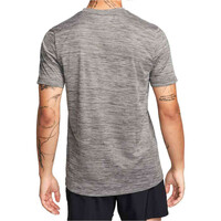 Nike camiseta fitness hombre M NK DF TEE RLGD NEW VENEER vista trasera