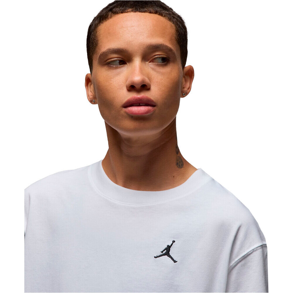 Nike camiseta manga corta mujer W J BRK ESS SS GF TEE 23 vista detalle