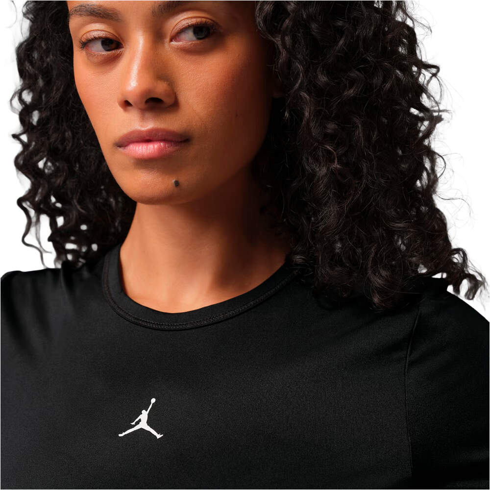 Nike camiseta manga corta mujer W J SPT DF ESS SS TOP vista detalle