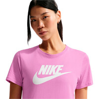 Nike camiseta manga corta mujer W NSW CLUB SS TEE ICN FTRA vista detalle
