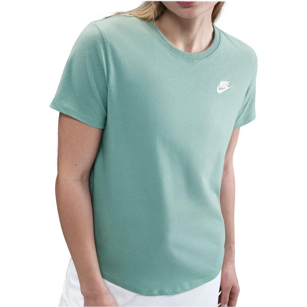 Nike camiseta manga corta mujer W NSW CLUB SS TEE vista detalle