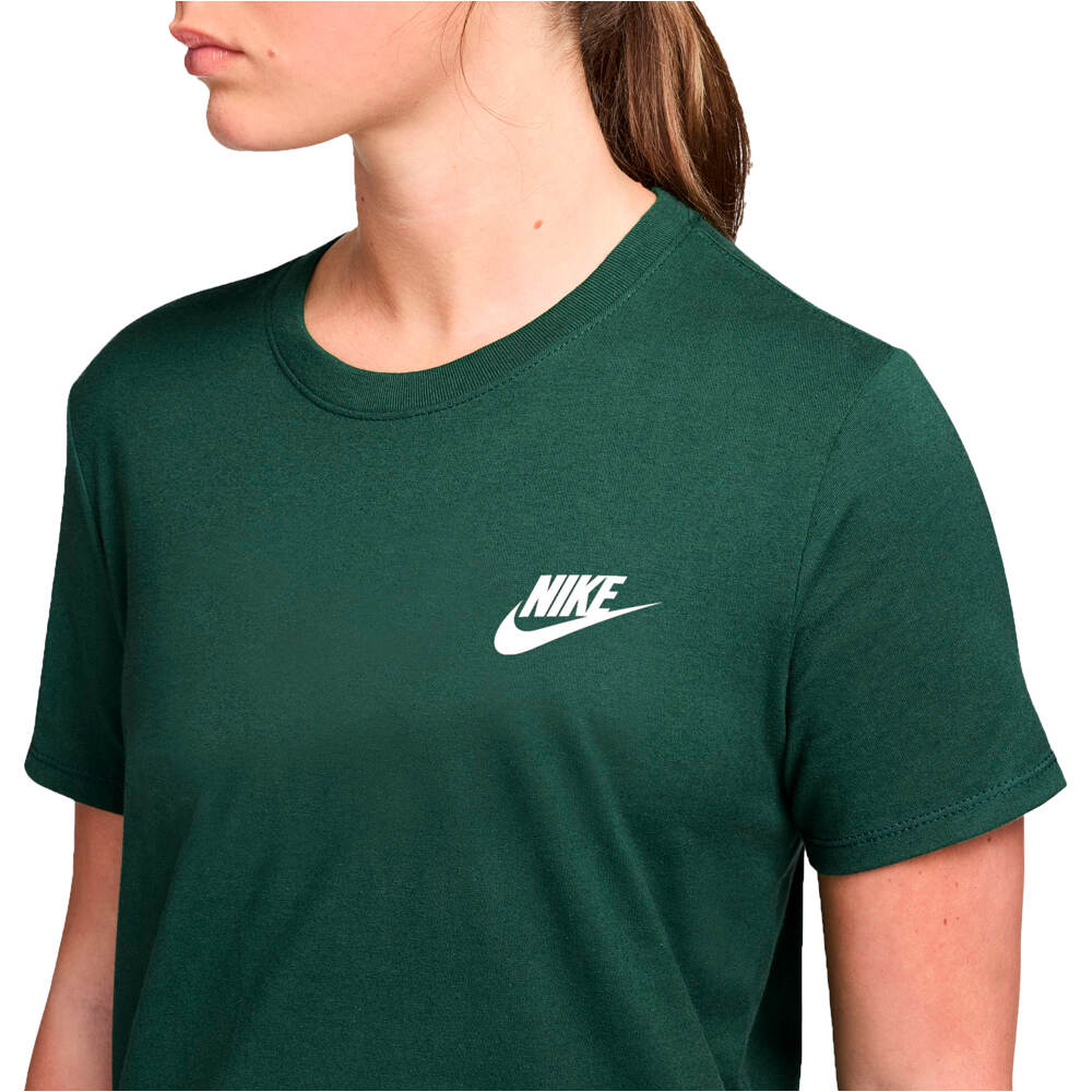 Nike camiseta manga corta mujer W NSW CLUB SS TEE vista detalle