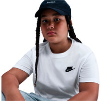 Nike camiseta manga corta niña K NSW TEE EMB FUTURA LBR 04