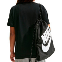 Nike camiseta manga corta niño K NSW TEE RISE AND SHINE vista trasera