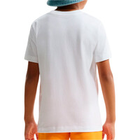 Nike camiseta manga corta niño K NSW TEE RISE AND SHINE vista trasera