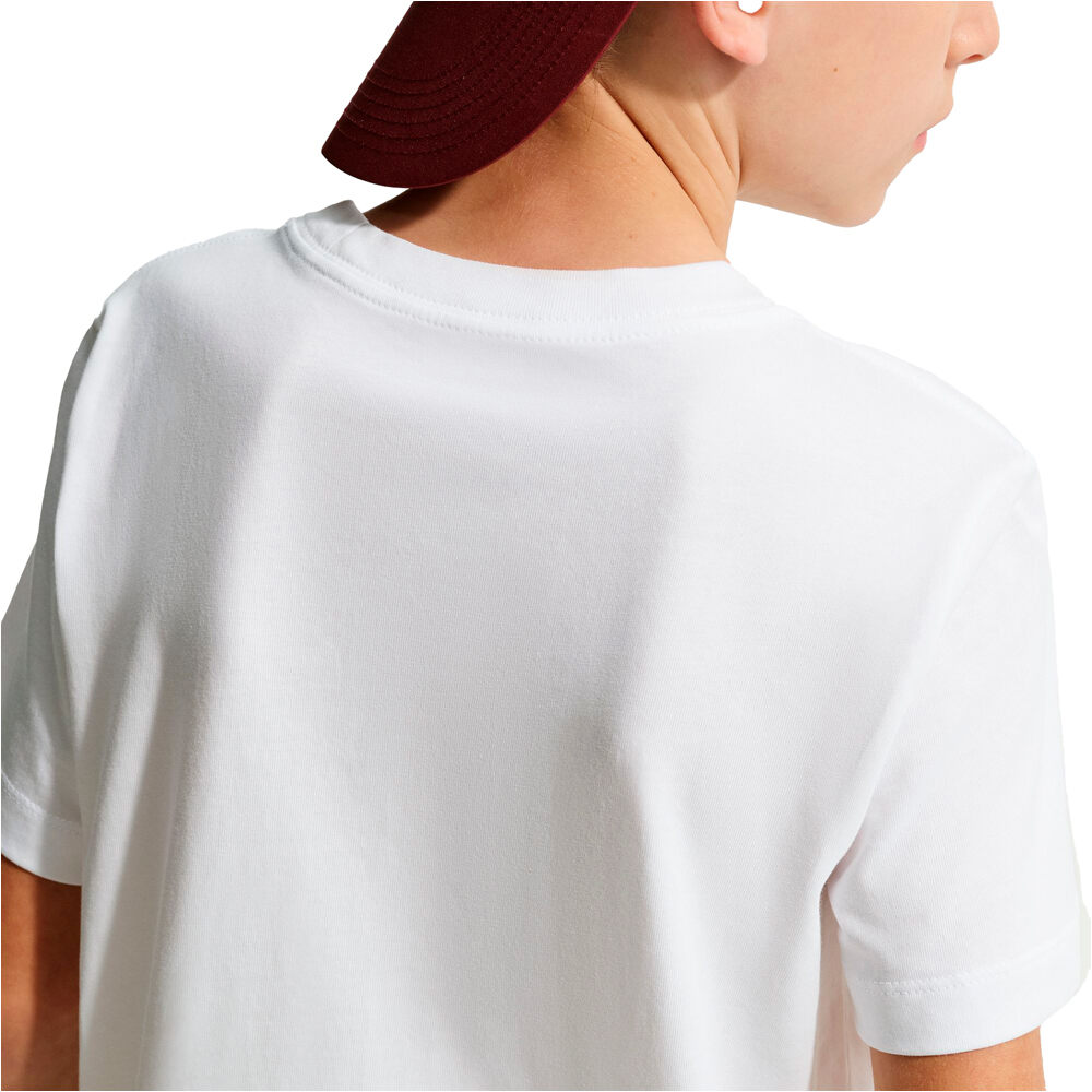 Nike camiseta manga corta niño K NSW TEE SOLE FOOD 03