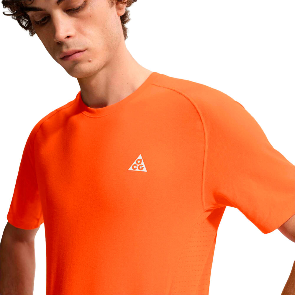 Nike camiseta técnica manga corta hombre M ACG DFADV SOLAR CHASE SS 04