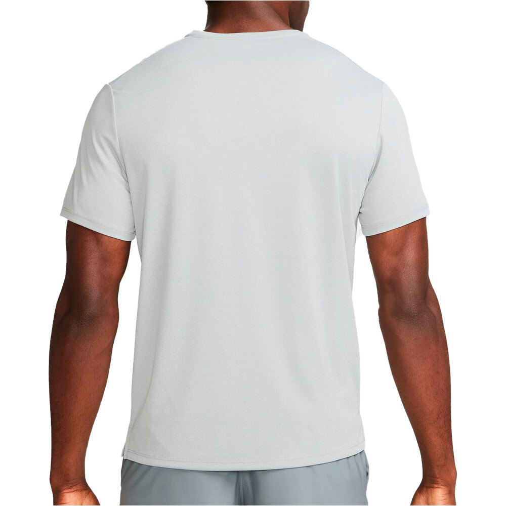 Nike camiseta técnica manga corta hombre M NK DF UV MILER SS vista trasera