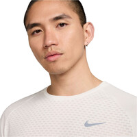 Nike camiseta técnica manga corta hombre M NK DFADV STRIDE SS TOP vista detalle