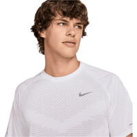 Nike camiseta técnica manga corta hombre M NK DFADV STRIDE SS TOP vista detalle