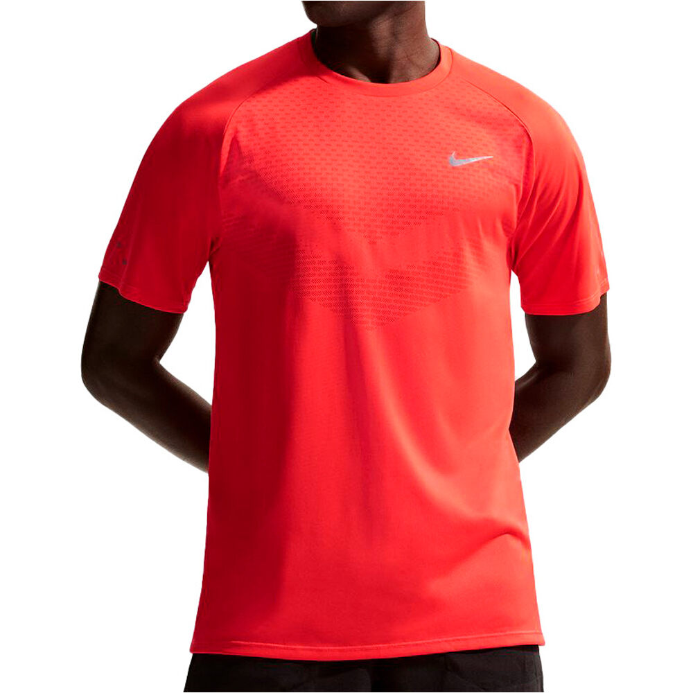 Nike camiseta técnica manga corta hombre M NK DFADV STRIDE SS TOP vista frontal