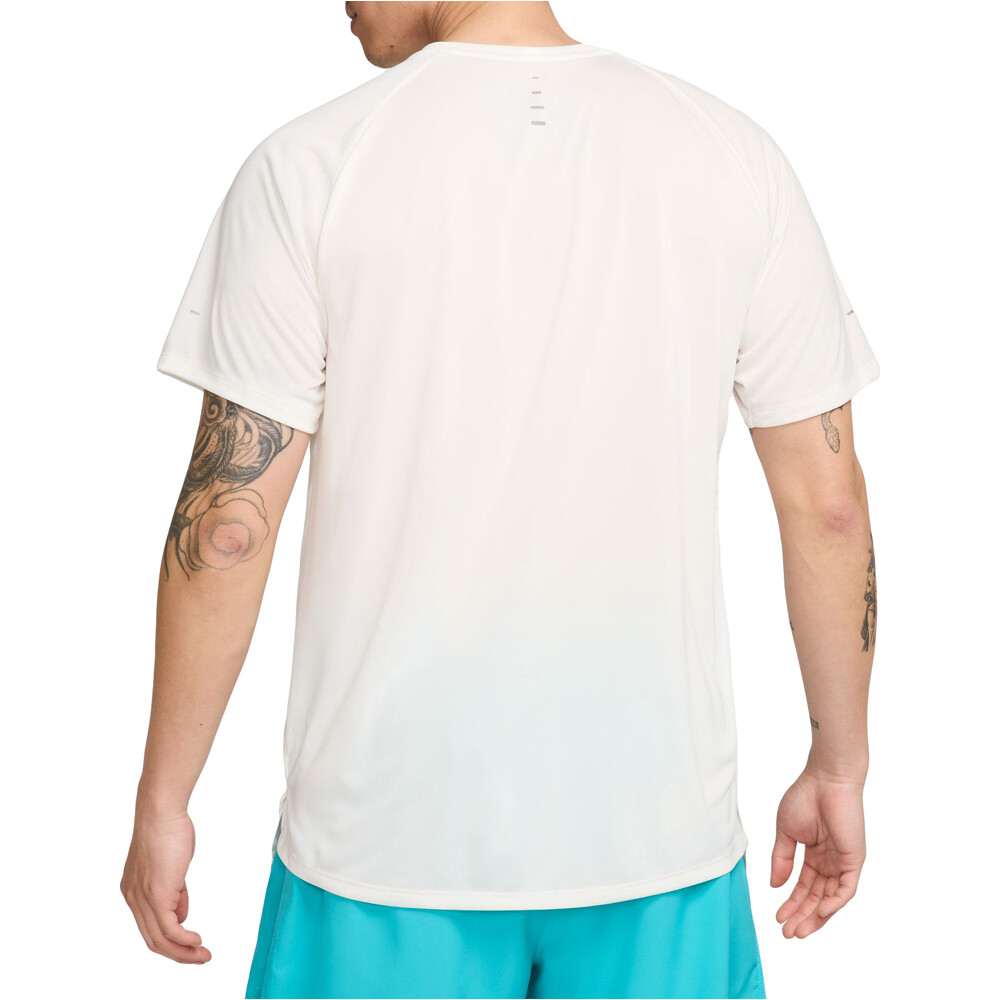 Nike camiseta técnica manga corta hombre M NK DFADV STRIDE SS TOP vista trasera
