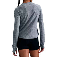 Nike camiseta técnica manga larga mujer W NK SWIFT DF UV LS CRW vista trasera