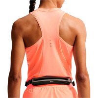 Nike camiseta técnica tirantes mujer W NK SWIFT NVLT BRTHE TANK vista trasera