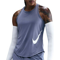 Nike camiseta tirantes fitness mujer W NK TEMPO SWSH HBR DF TANK vista frontal