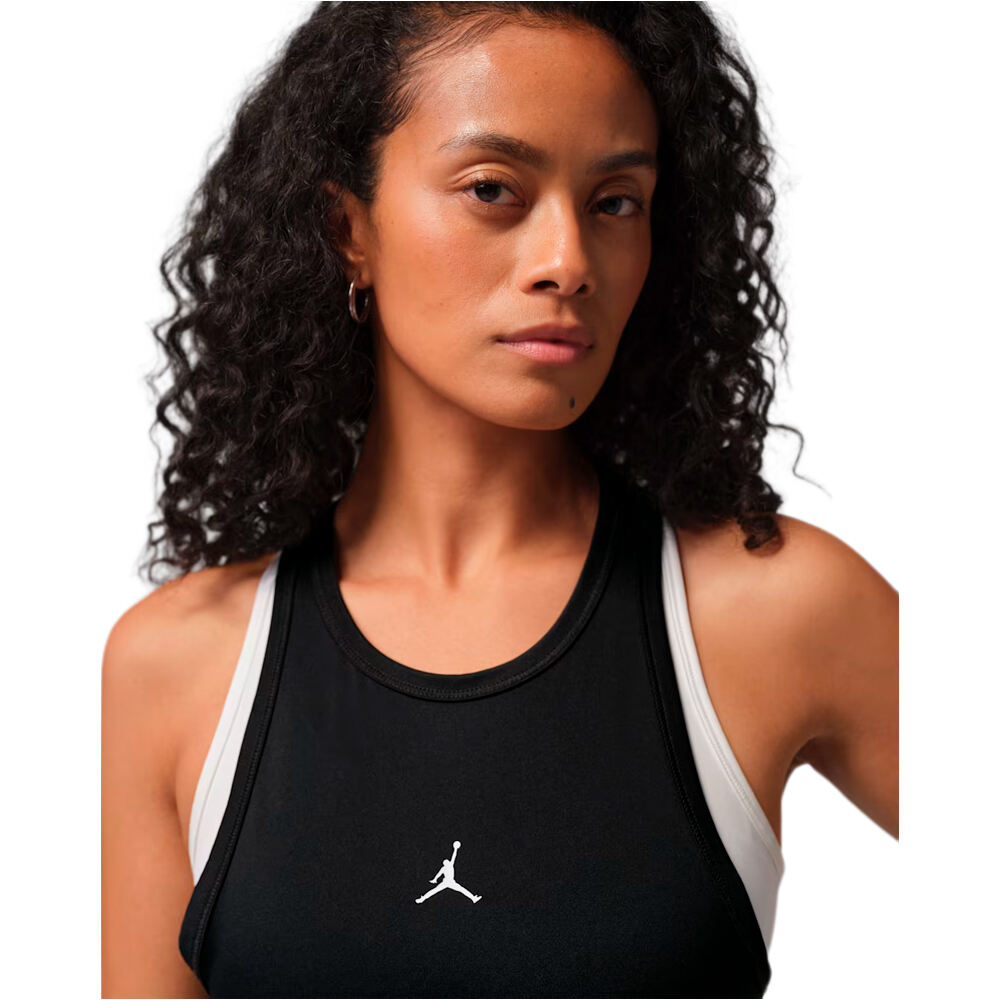 Nike camiseta tirantes mujer W J SPT DF ESS SLVLSS TOP vista detalle