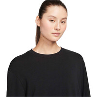 Nike camisetas fitness mujer W NK ONE RELAXED DF LS TOP vista detalle