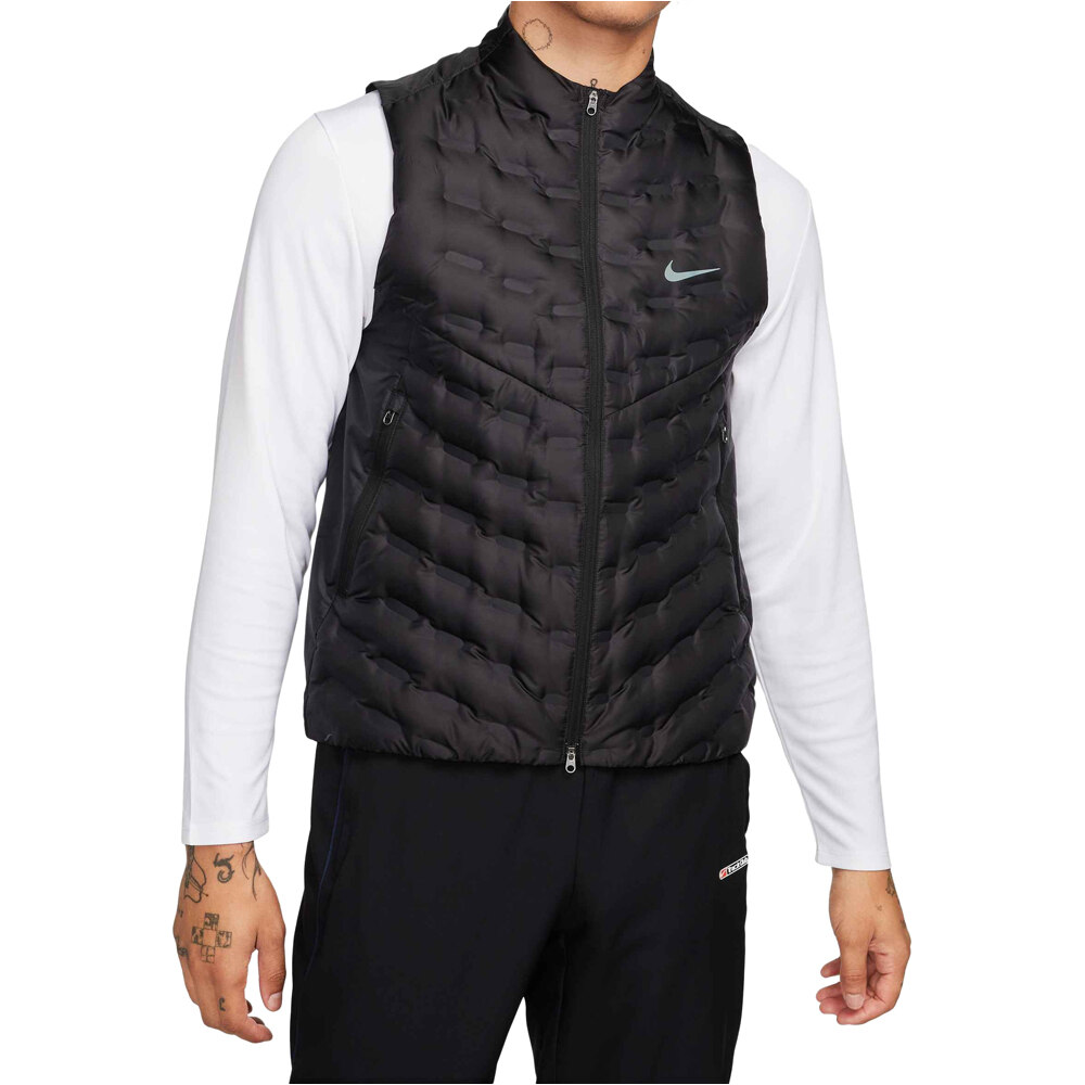 Nike CHAQUETA RUNNING HOMBRE M NK TFADV RPL AEROLOFT VST vista frontal