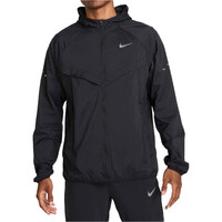Nike CHAQUETA RUNNING HOMBRE M NK UV RPL STRIDE JACKET vista frontal