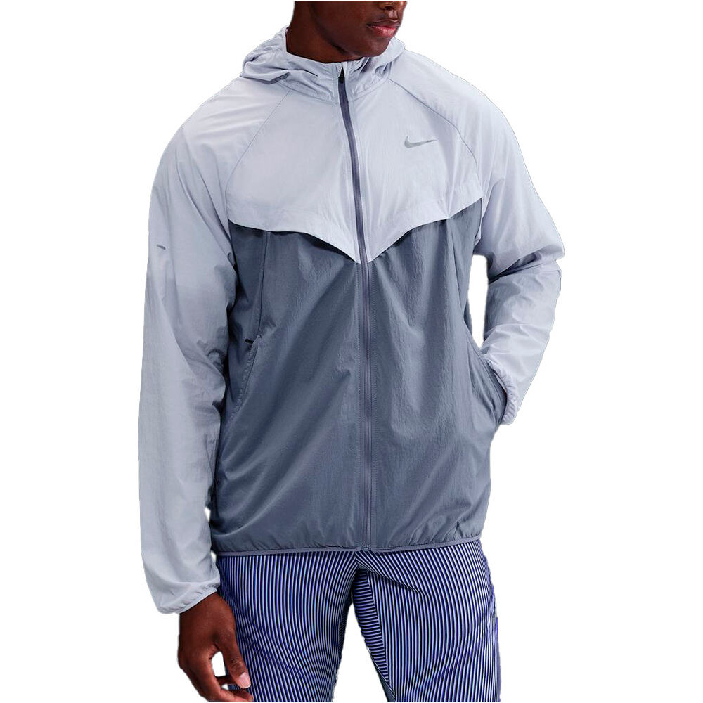 Nike CHAQUETA RUNNING HOMBRE M NK UV RPL STRIDE JACKET vista frontal