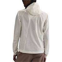 Nike CHAQUETA RUNNING MUJER W NK SWIFT RPL PKBL JKT vista trasera