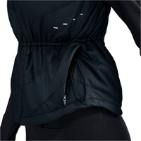 Nike CHAQUETA RUNNING MUJER W NK SWIFT TF FILL VEST 03