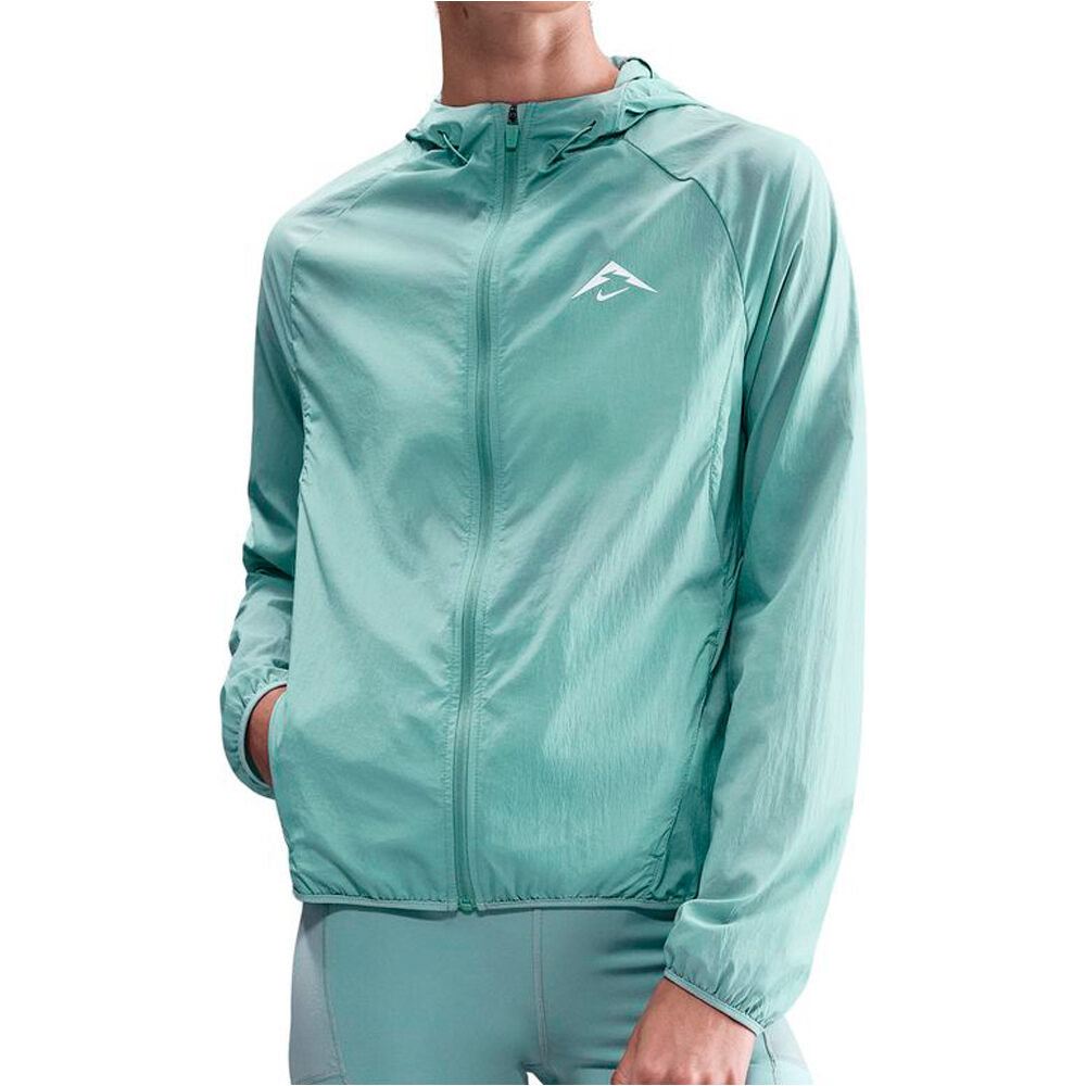 Nike CHAQUETA TRAIL RUNNING MUJER W NK TRAIL REPEL JKT vista frontal