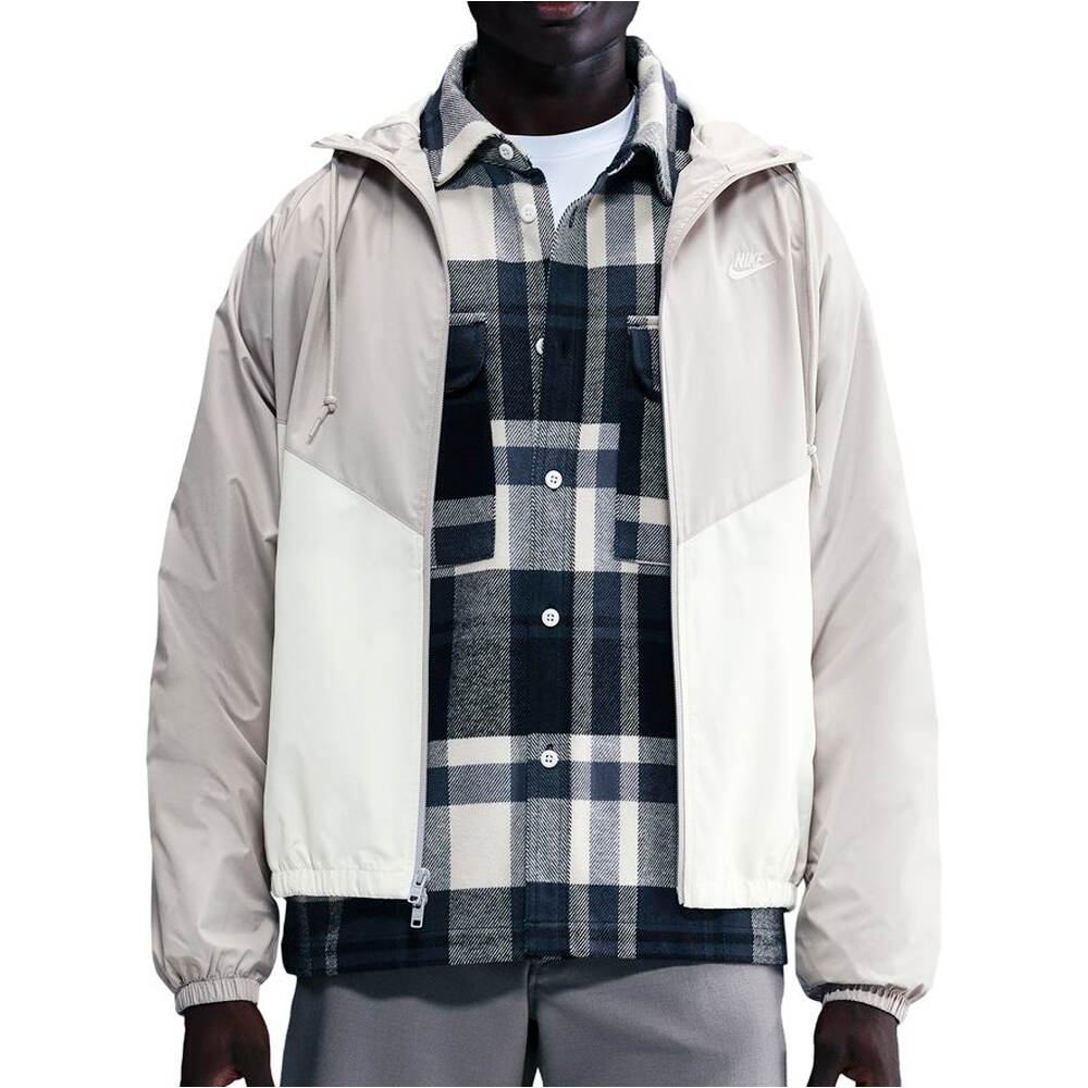 Nike chaquetas hombre M NK WR LND JKT 26 vista frontal