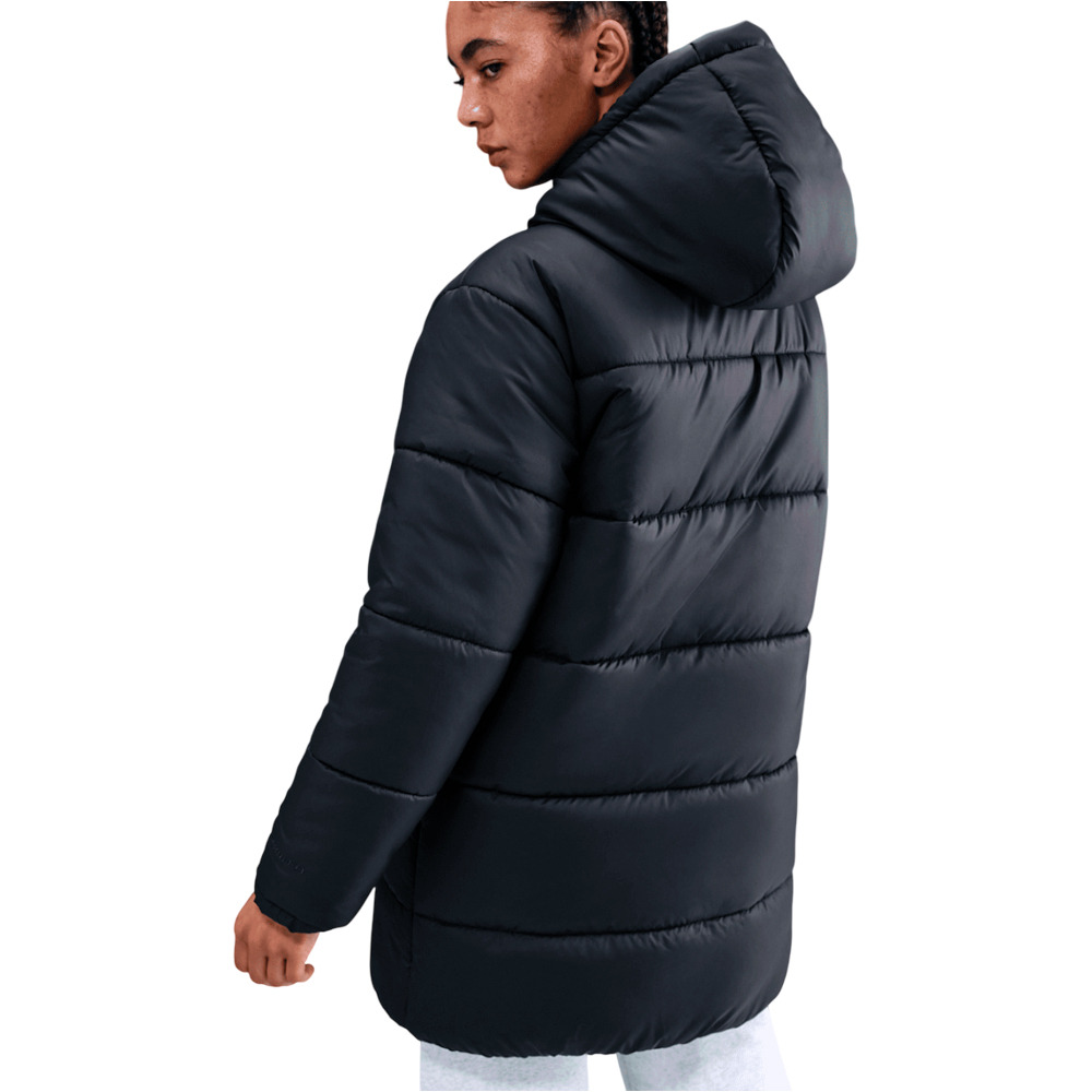 Nike chaquetas mujer W NSW TF SNFL NK CLSC PRKA V2 vista detalle