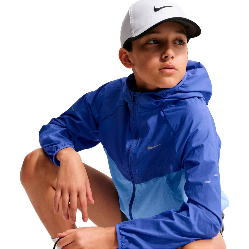 Nike chubasquero niño K NK REPEL STRIDE JACKET 04