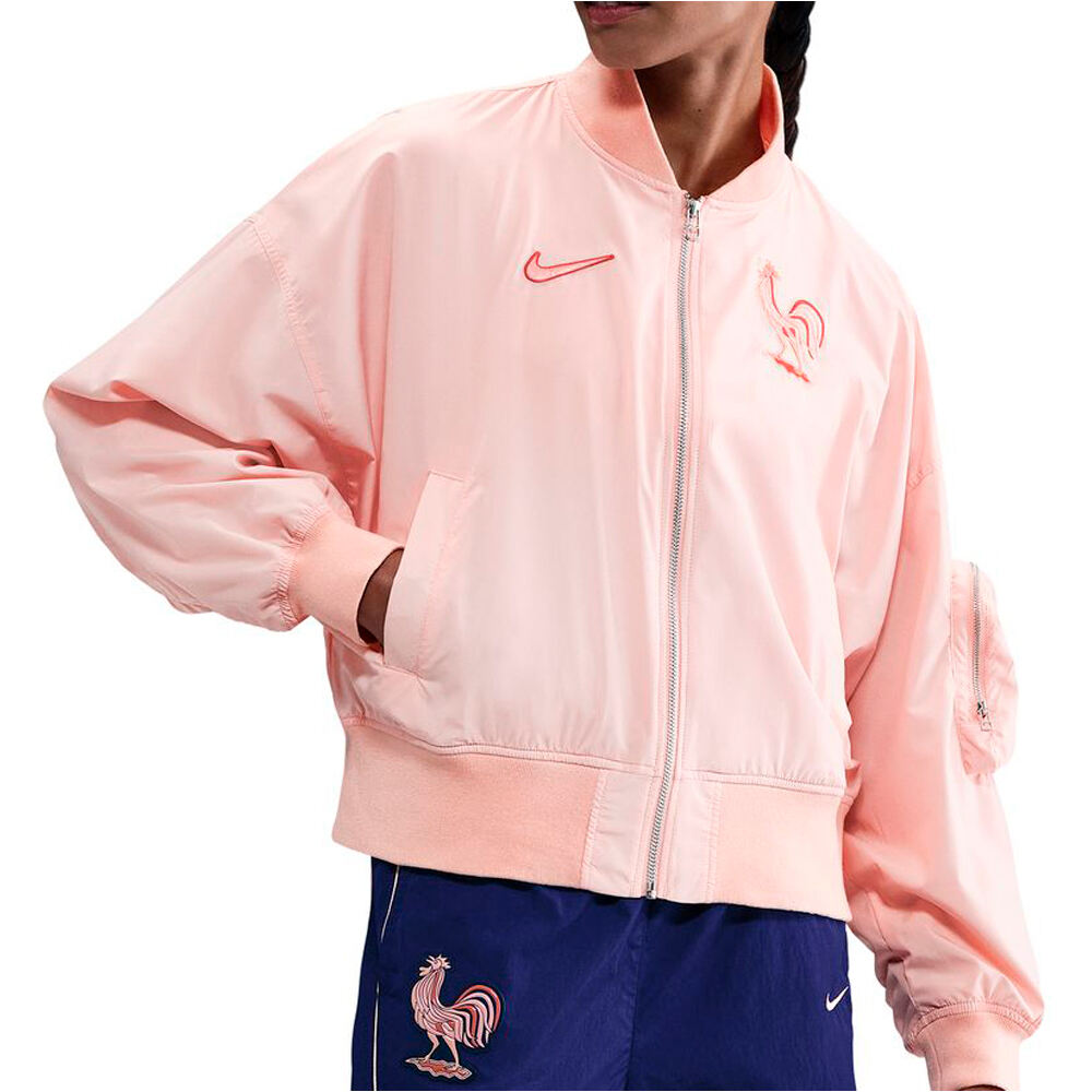 Nike chubasqueros y chaquetones entrenamiento fútbol FRANCIA 25 W NSW ESSNTL OS BOMBER vista frontal