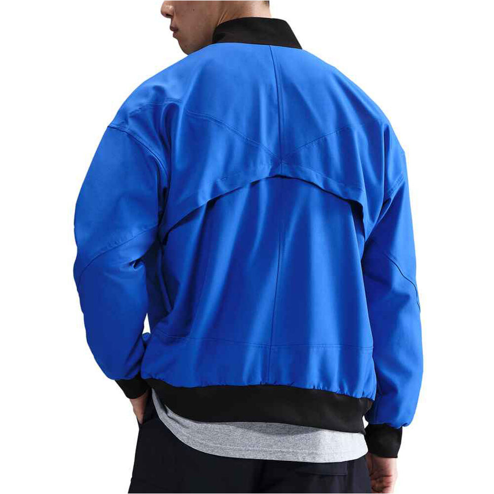 Nike chubasqueros y chaquetones entrenamiento fútbol INTER 25 MNK DF STRK ANTHM JKT vista trasera