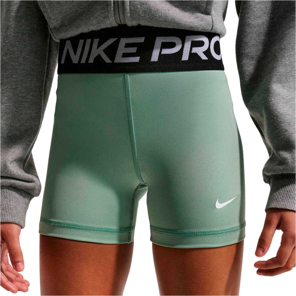 Nike malla corta niña G NP DF 3IN SHORT vista detalle
