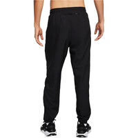 Nike malla larga running hombre M NK DF CHALLENGR WVN PANT vista trasera